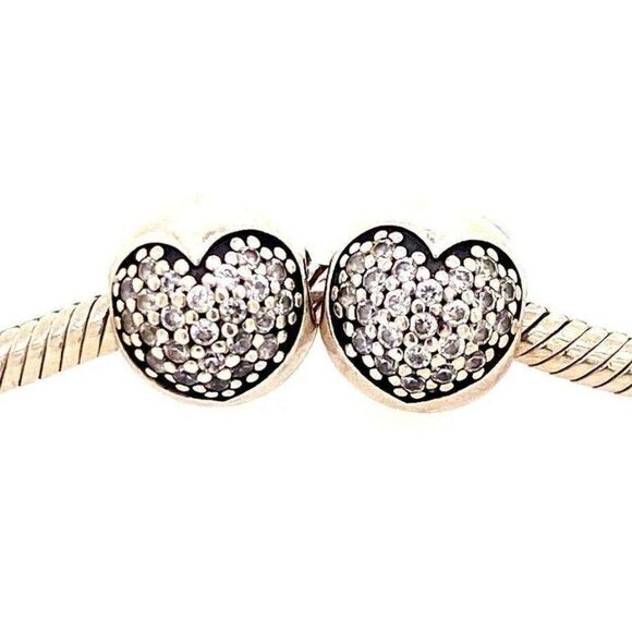 2 Pandora Heart CZ Clips - Picture 1 of 3